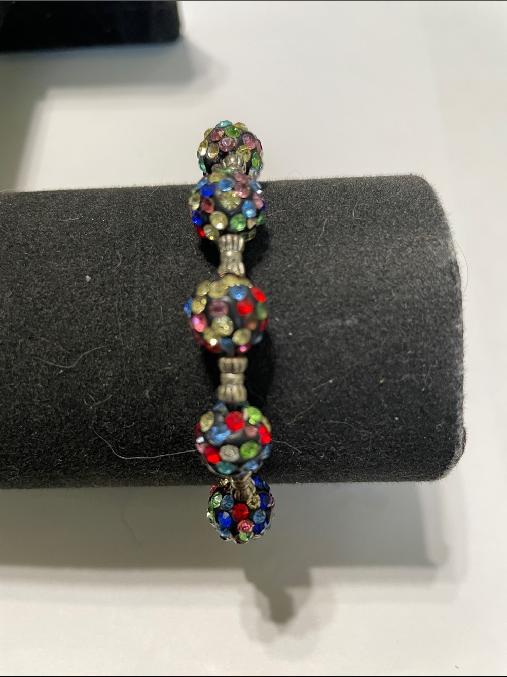Charm-Multicolor Crystal Bead Stretch Bracelet w/ Magnetic Clasp